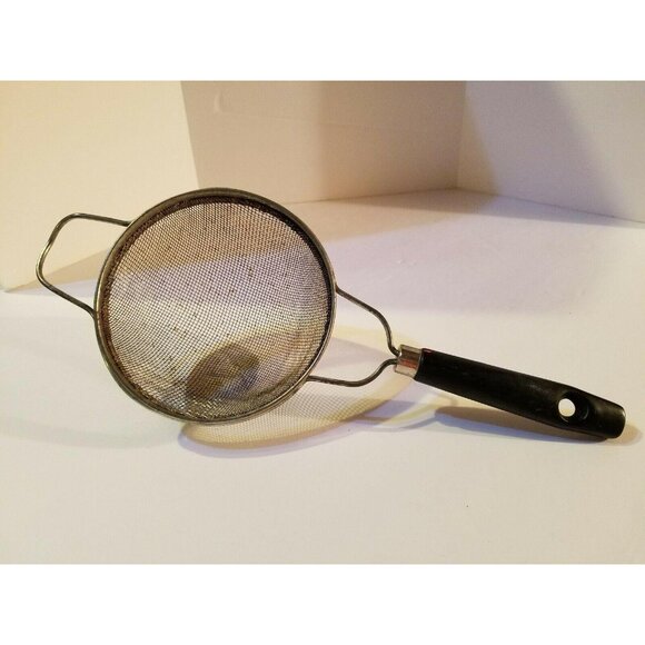 Vintage 12 3/4" Wood Handle Hand Held Sieve Strainer Screen Sifter 5" Basket - Picture 4 of 6